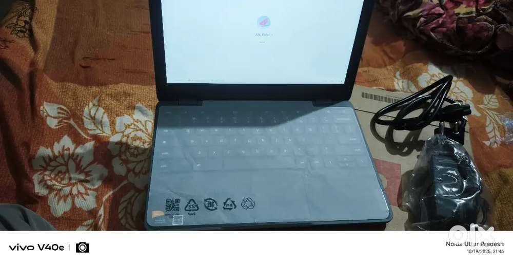Lenovo chromebook laptop 30 days ka ho gya new condition