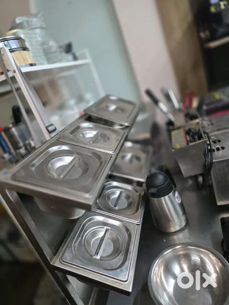 Cafe & Cloud Kitchen