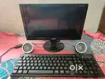 15 inch Computer Monitor , Mini Speaker And Keyboard