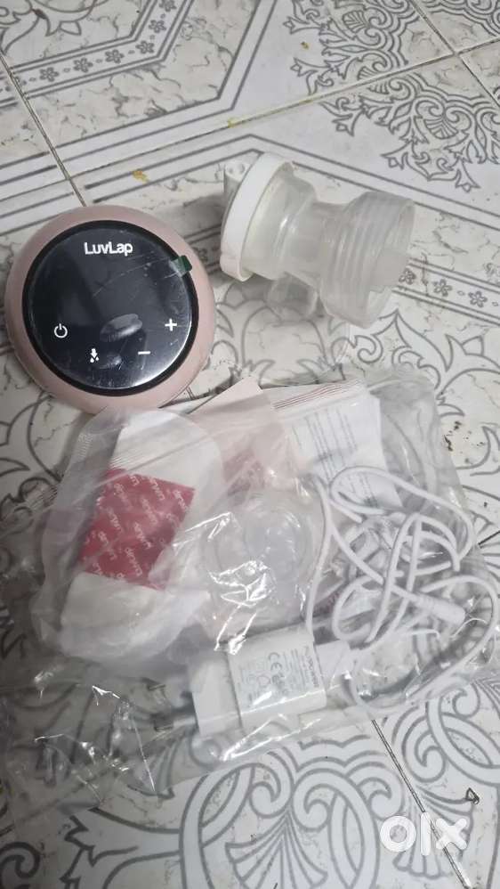 Breast milk pumping machine