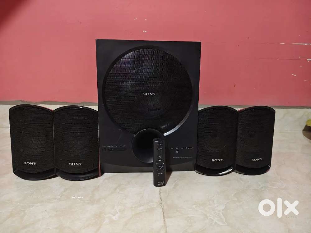 SONY 4.1 HOME THEATRE AUX USB GOOD CONDITION NO BLUTOOTH WITH REMOTE