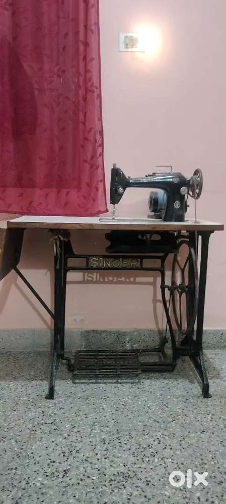 Singer Merritt Tailoring Machine