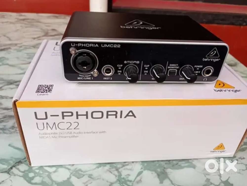 Interface De Audio Behringer U-phoria Umc22 Negro