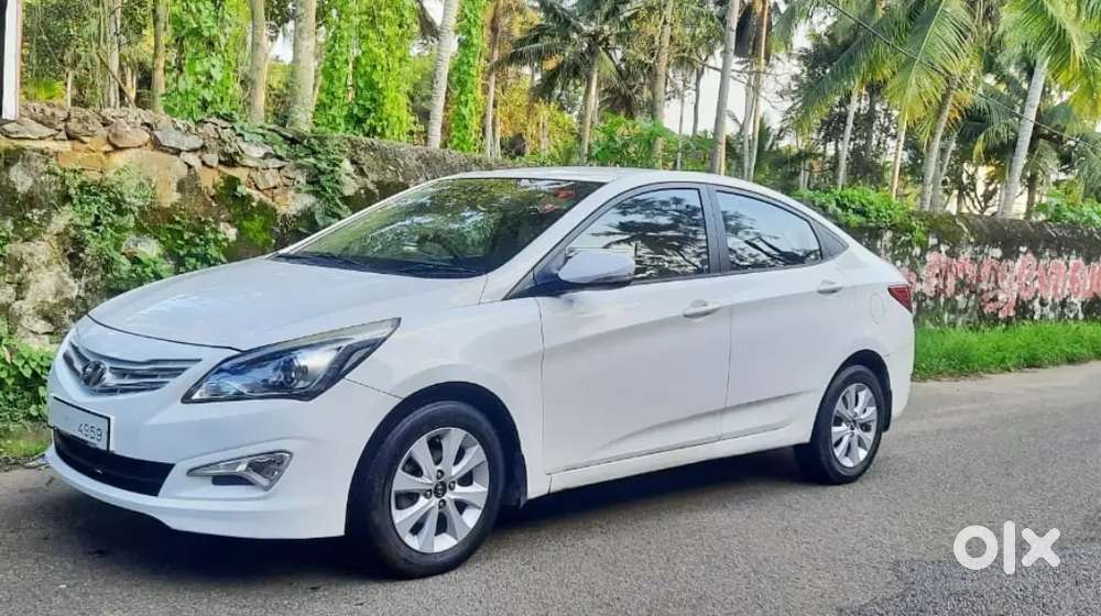 Hyundai Verna 2016 Diesel Good Condition (Doctor driven)
