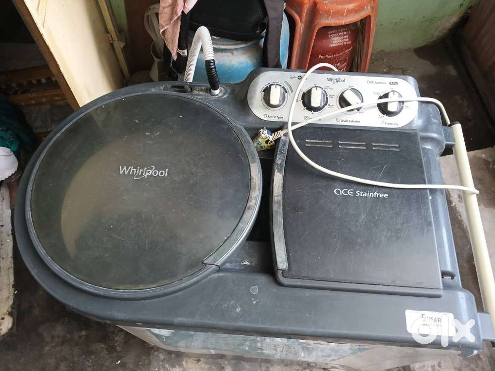 Whirlpool 8.5 kg semi automatic running condition