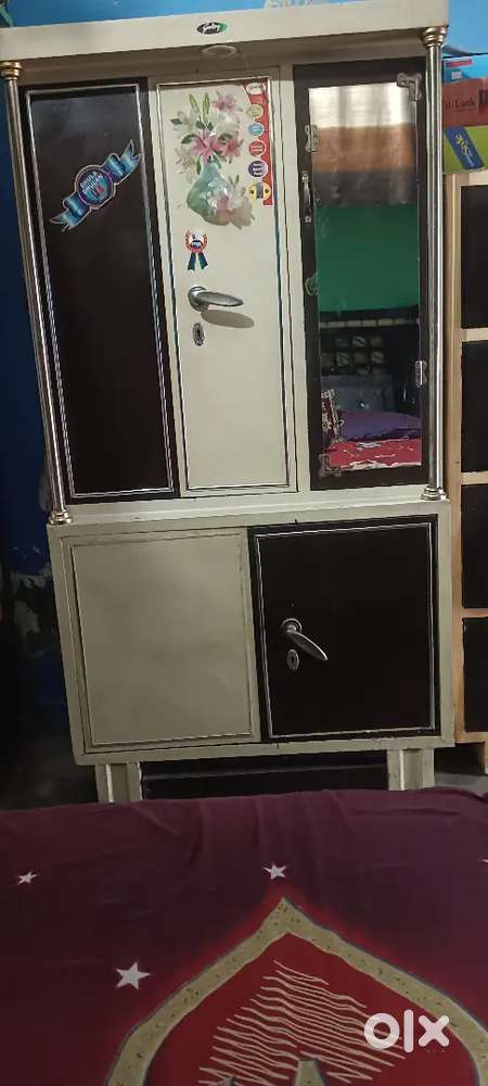 Godrej almira