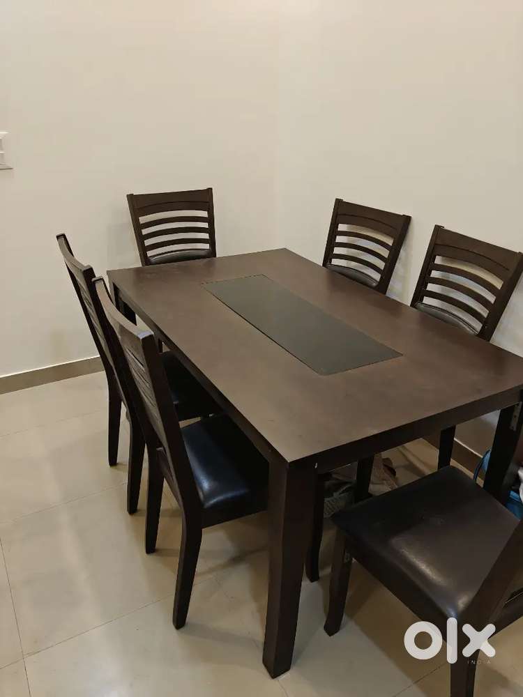 6 Seater Wooden Dining Table