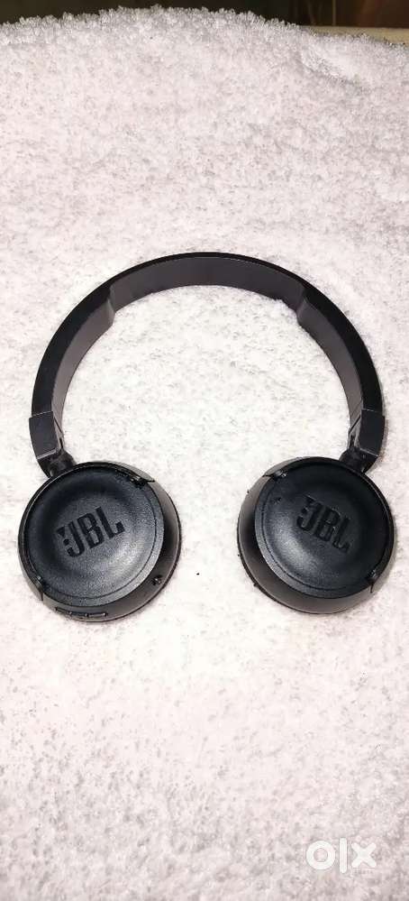 ORIGINAL JBL OVERHEAD BLUETOOTH HEADPHONE