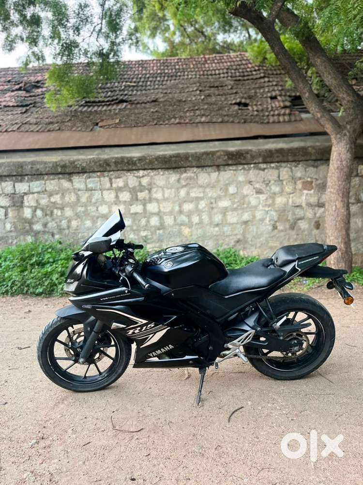 Yamaha R15 v3