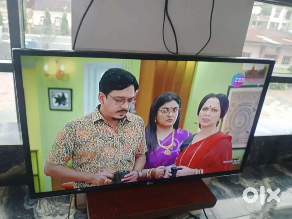 LG 32' LED TV