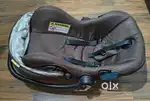 Mee Mee baby carrier cum car seat