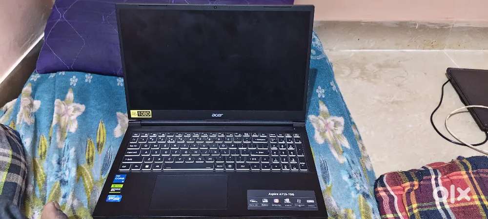 Acer aspire 7