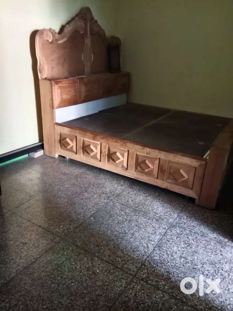 2 Rooms for rent to students & single serviced men