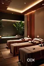 Spa therapist
