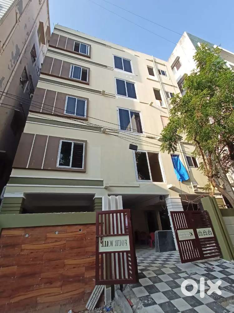 2Bhk Ready To Move Flats For Sale At Tolichowki Friends Colony Road