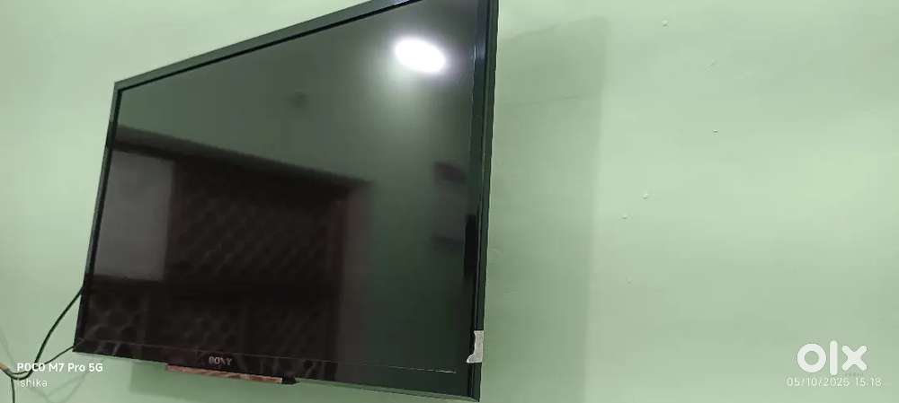 Selling my Sony Bravia 29 inches along with Amazon fire stick