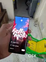 Wanna sell moto edge 50pro 8/256gb with box