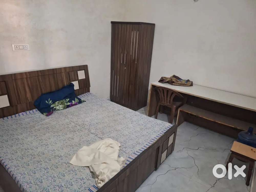 Room on rent for boys or working person