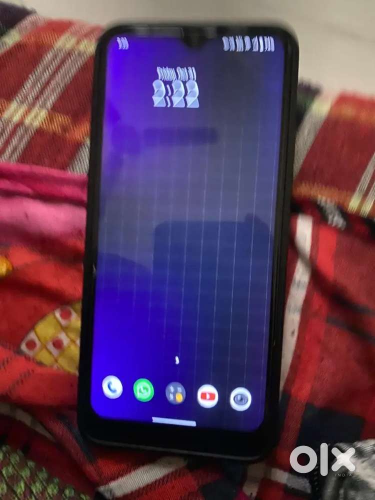 Vivo 4gt144 ram4+4/128 display changer only charger good condition