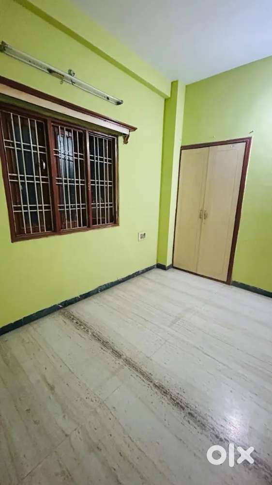 2 bhk house 1st floor