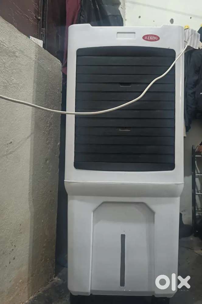 Almost New Cooler for Sale – Only 6 Months Old – Good Condition