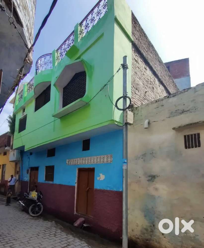 100 gaj mai makan hai Sell karna hai