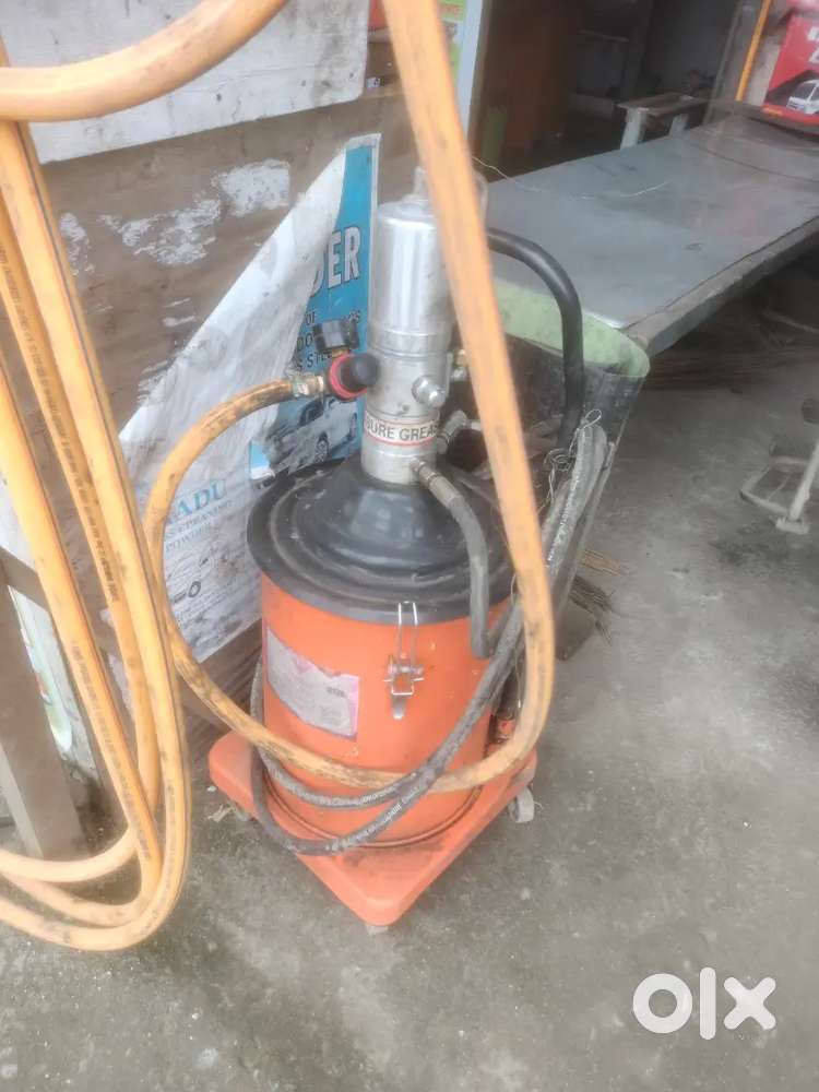 Air compressor Turkey and Greece machine and pipe full condition