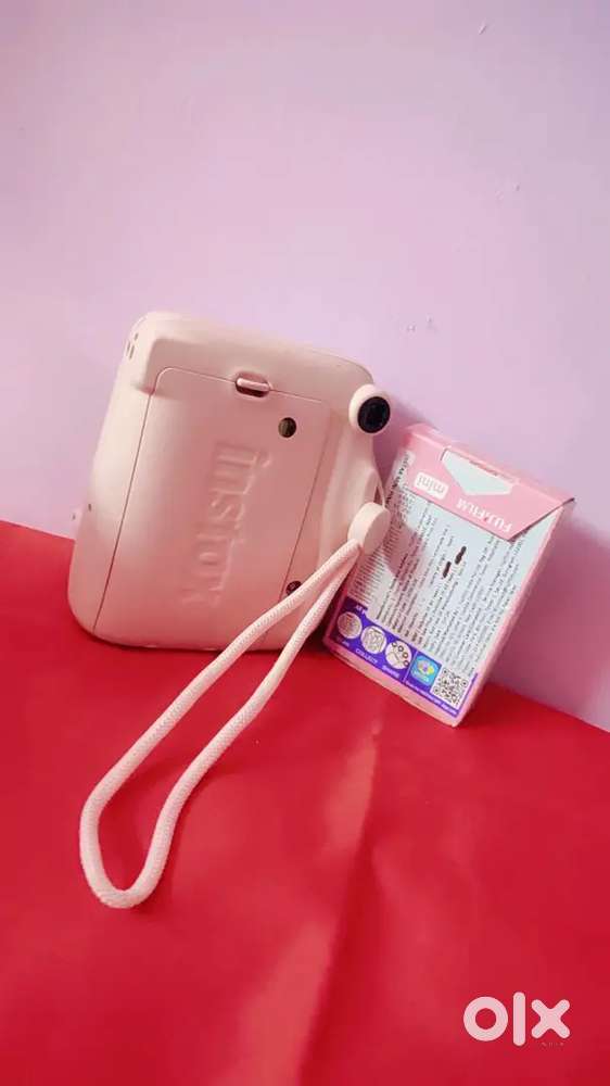 Camera Fujifilm Instax mini 11 by Amazon