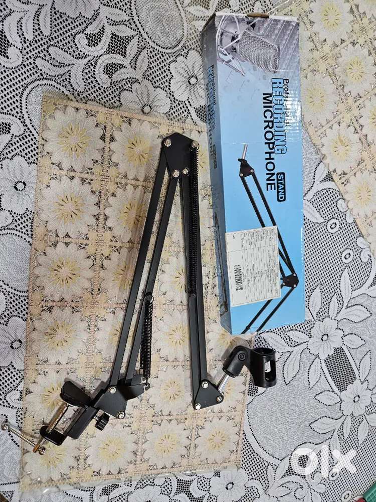 Flexi adjustable table two top mike stand for podcasters. Fixed price.