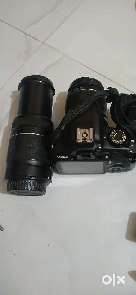 Canon 1200d camera