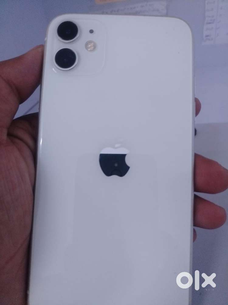 Iphone 11 (64gb) white colour