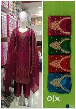 Female model for online kurti selling