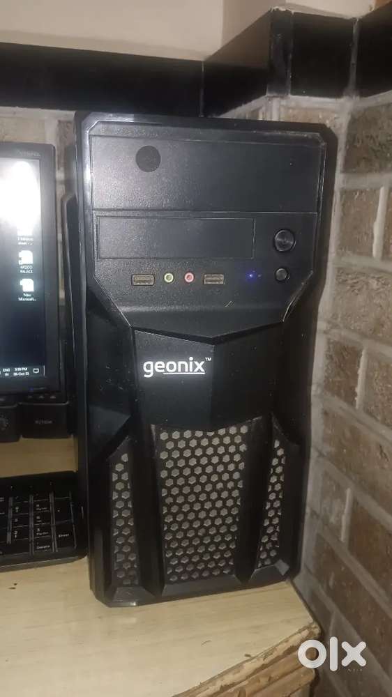Desktop for sale