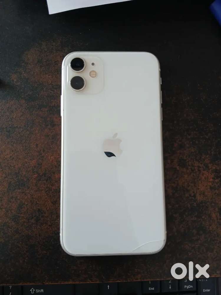 IPhone 11- 64 GB