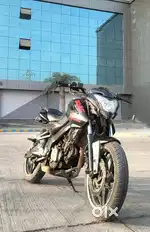 Pulsar Ns 200 in Maintained condition
