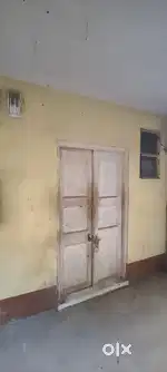 Room for Rent – Residential or Commercial Use | Prime Kolkata Location