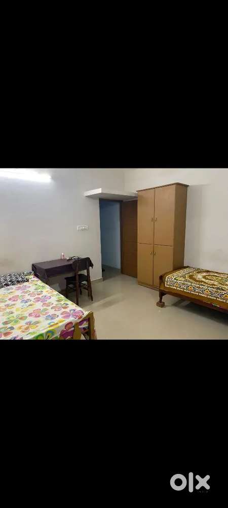 FULLY FURNISHED STUDIO APARTMENT RENT AT UNICHIRA EDAPPALLY 2 LADIES