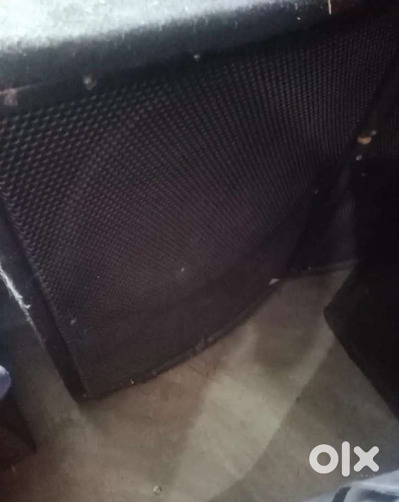 Ahuja 650 watt 18 inch bass