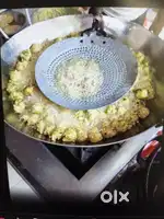 Bhajiya banavta karigar ni jarur chhe – Ahmedabad