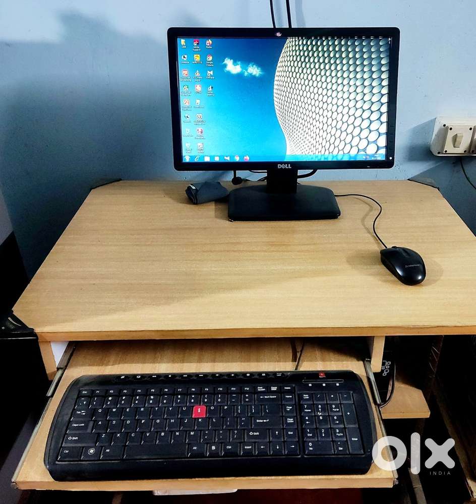 Computer with table