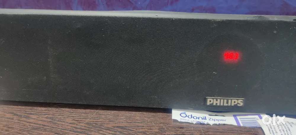 Philips sound bar and woofer