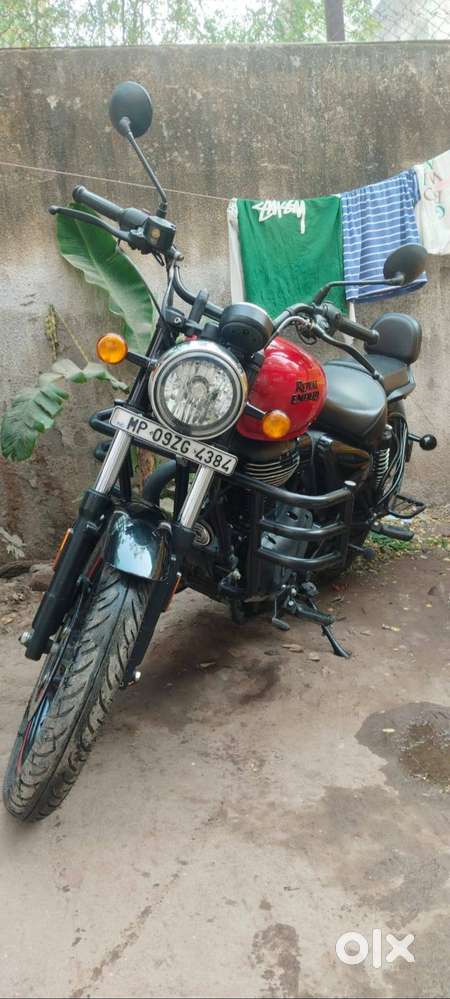 Royal Enfield Fireball Red 350