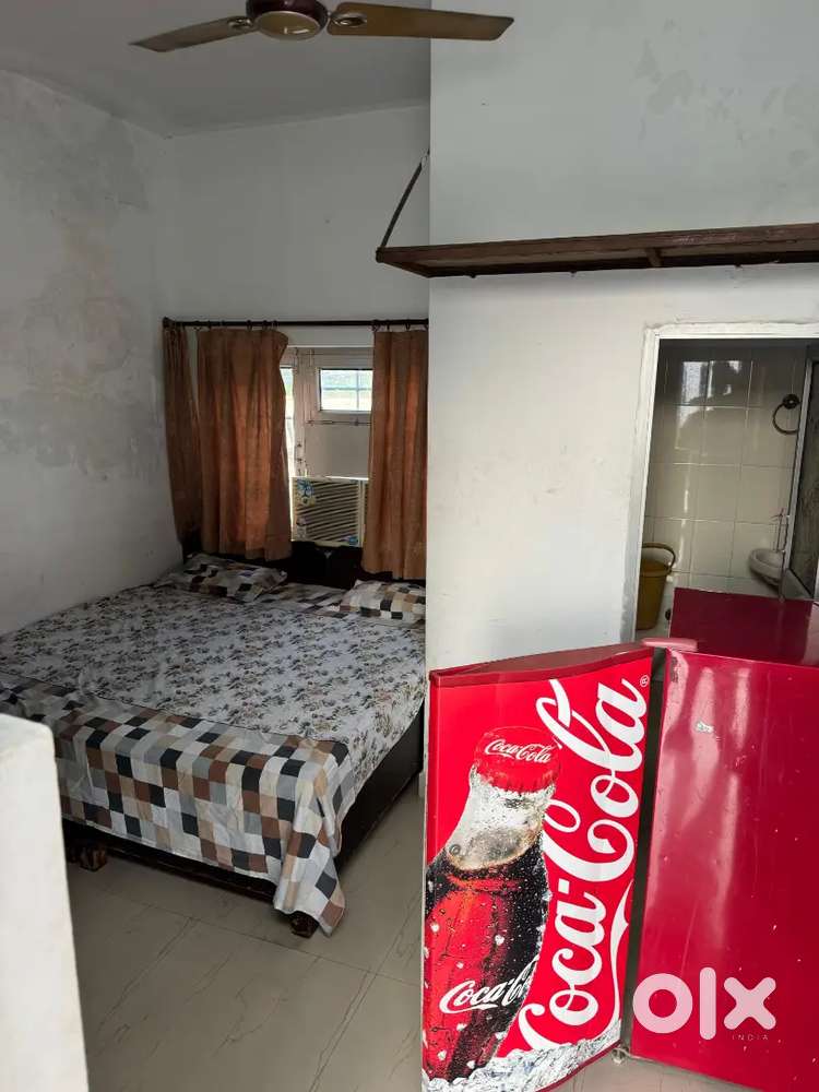 Pg flat room studio flat