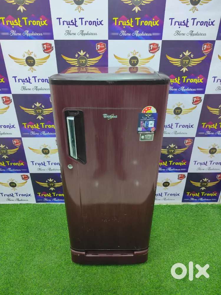 Whirlpool single door fridge 190 litres with inbuilt base