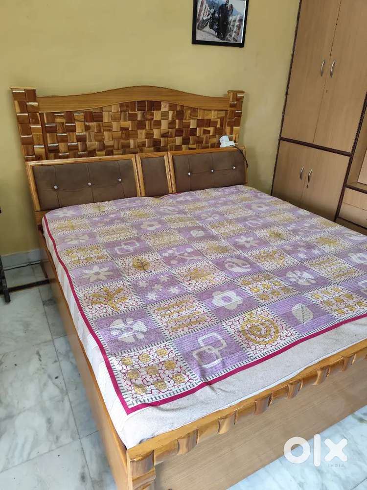 Wooden Double Bed + Duroflex Back Magic Queen Mattress (Bill,Warranty)