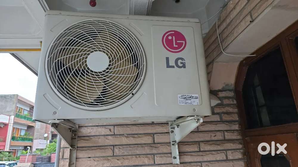 LG 1.5 ton split ac