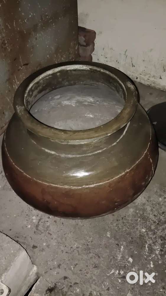 Copper deg (Big copper vessel)