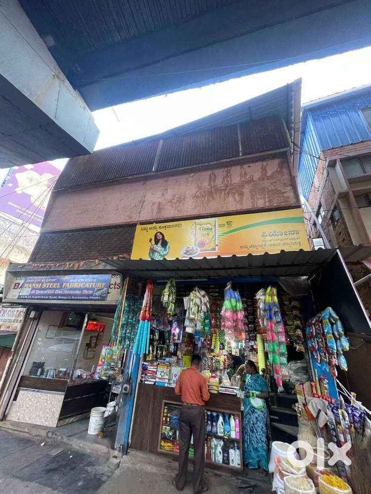 500 SQ FT SPACE FOR RENT ON SECOND FLOOR