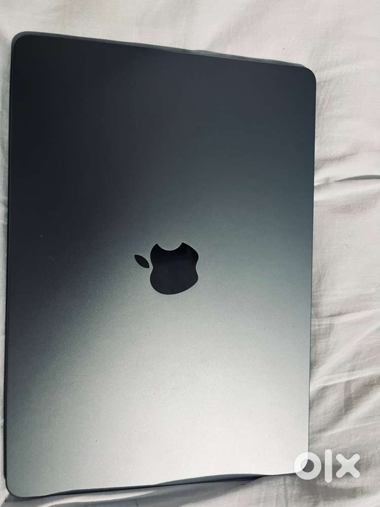 MacBook Air M3(16gb ram/ 512 ssd)
