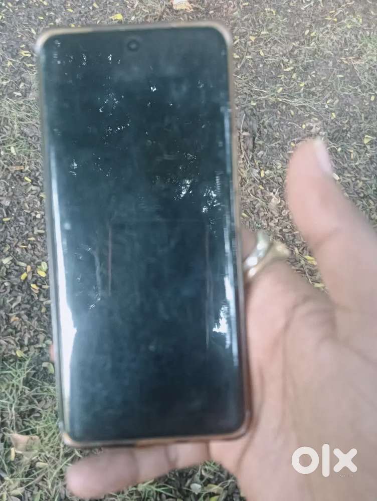 V40e need any one cal me